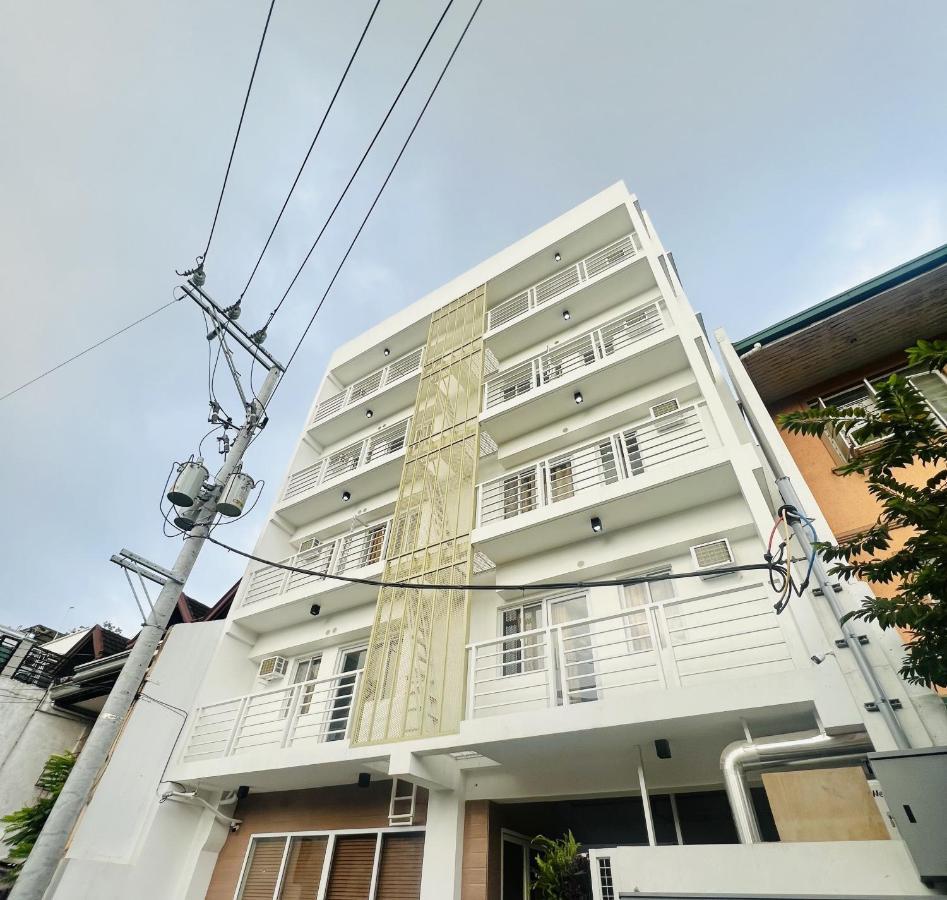 Airo Suites Makati Pasay Bagian luar foto